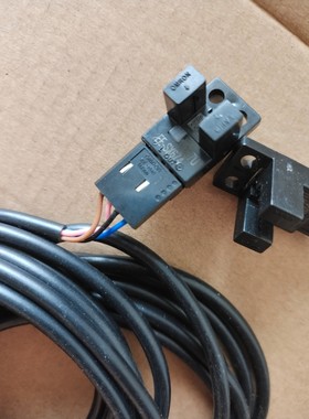 欧姆龙 ee sx674  ee 1010  E5CC-RX2ASM-800 CQM1H-MAB42 BN50S