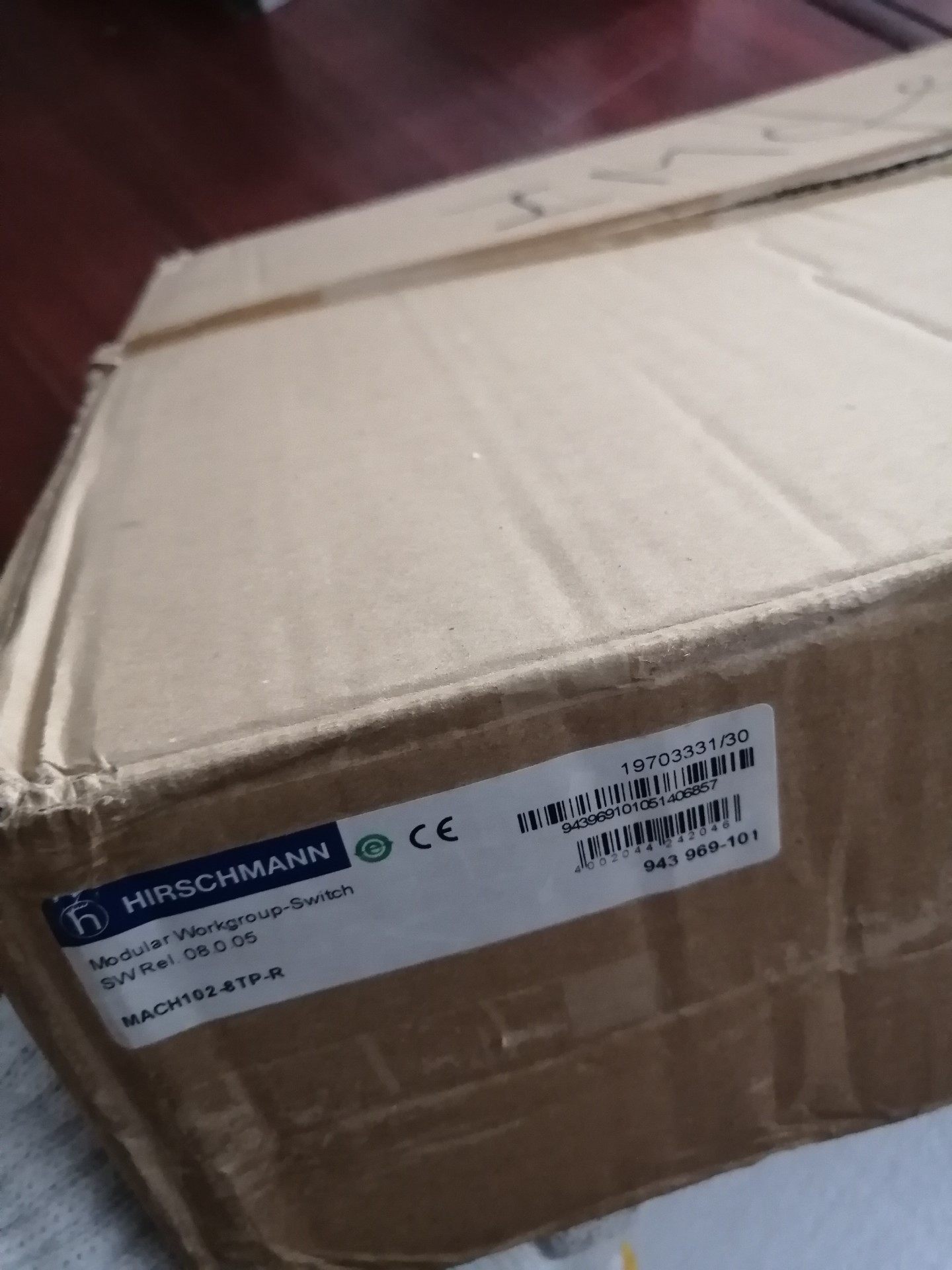 hirschmann赫斯曼交换机mach102-8tp-r拍前请询价