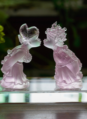 琉璃金玉良缘订婚结婚公仔摆件