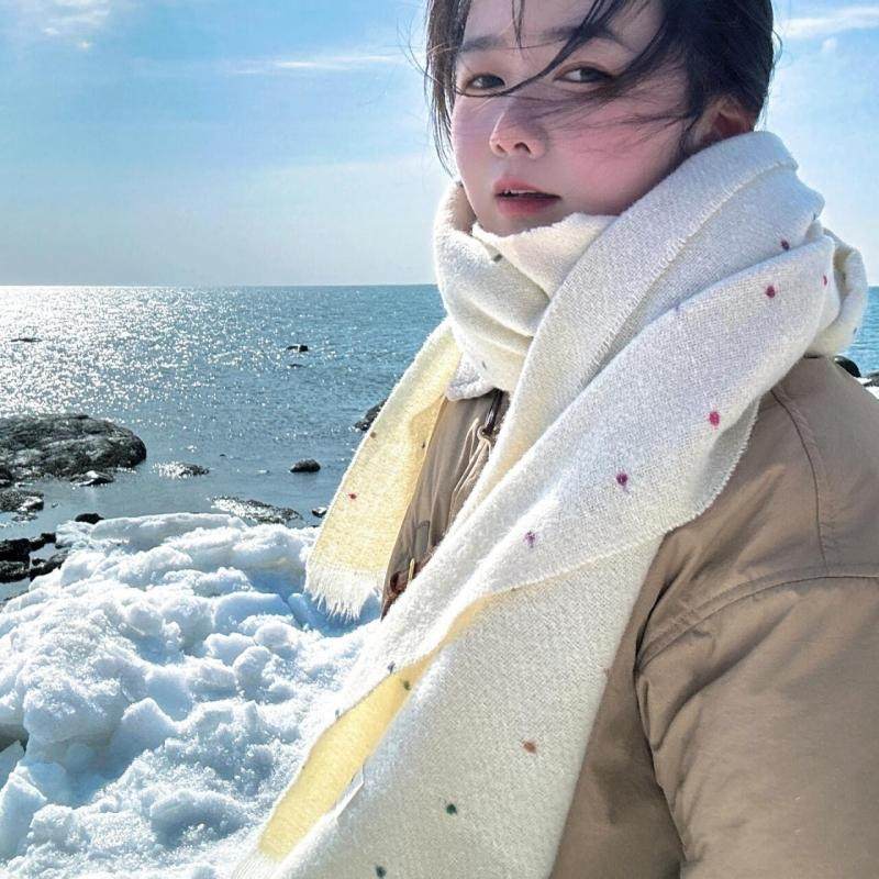 2024围巾秋冬季彩虹学生波点新款保暖韩版披肩围脖两用百搭长方形