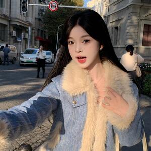 年轻款环保狐狸毛皮草外套女冬短款时尚拼接牛仔减龄保暖毛毛上衣
