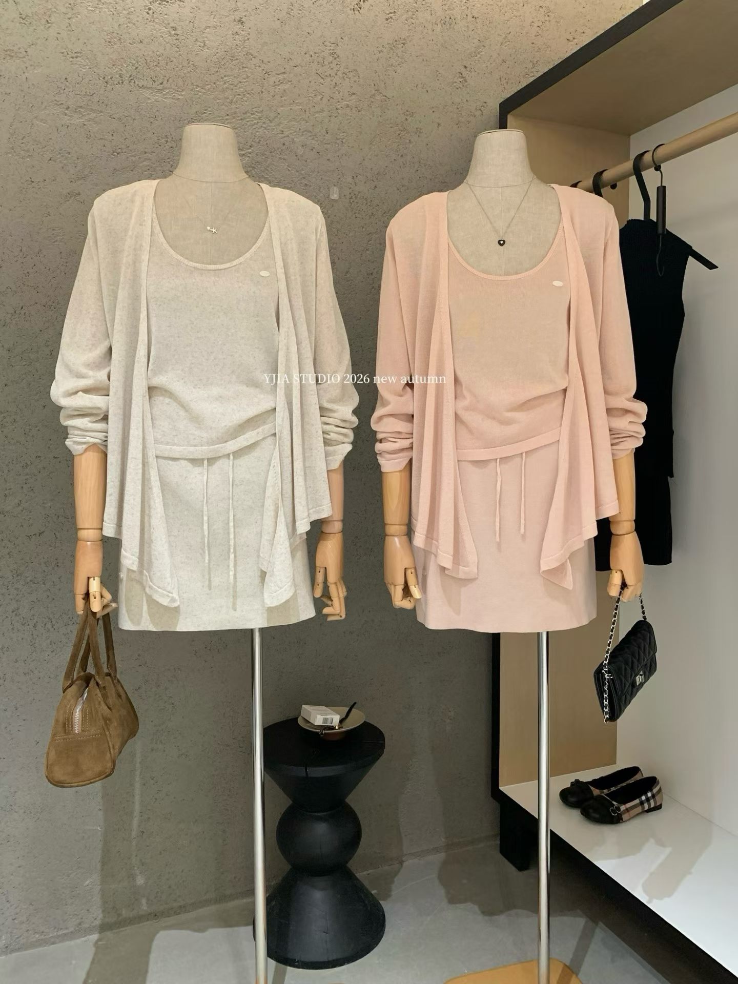 伊嘉YJIA慵懒简约套装开衫外套吊带背心女装秋季包臀半身裙三件套