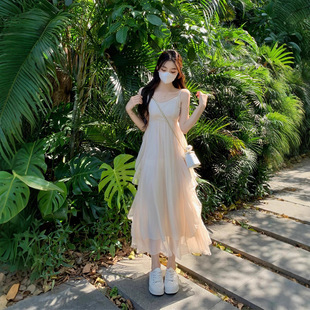 韩式 夏日海边度假白色仙女连衣裙洋气收腰超仙吊带沙滩裙长袖 开衫