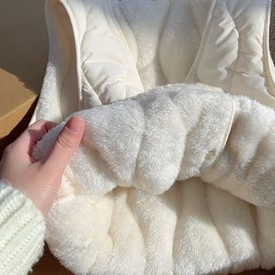 显瘦v领贴身保暖坎肩 修身 2025年新款 马甲加绒背心女冬马夹妈妈装