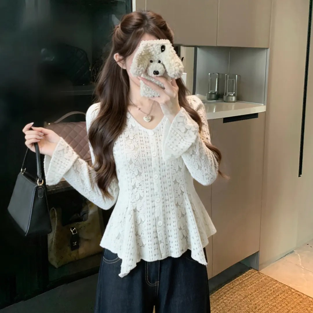 法式镂空蕾丝长袖打底衫女春秋潮