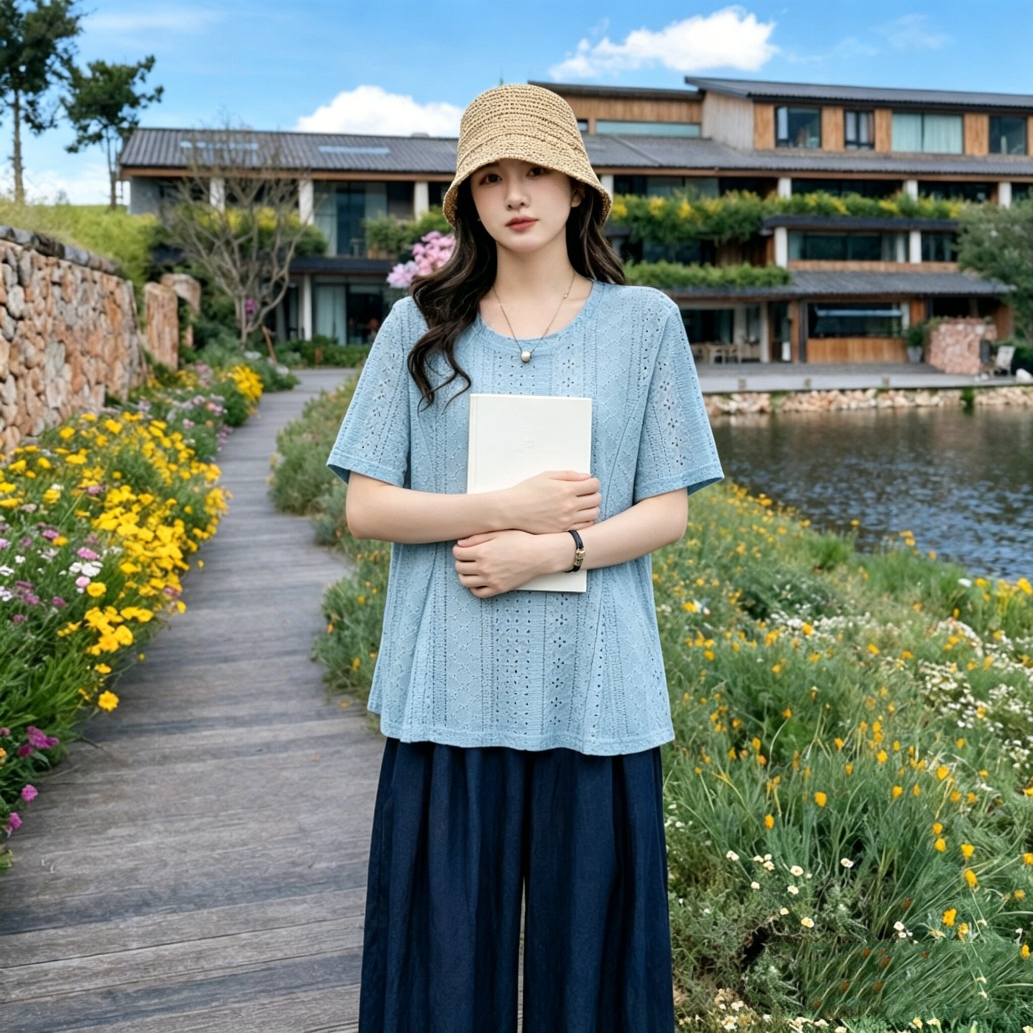 镂空碎花短袖女夏季温柔风宽松遮肉胖MM大码百搭新款收腰显瘦上衣