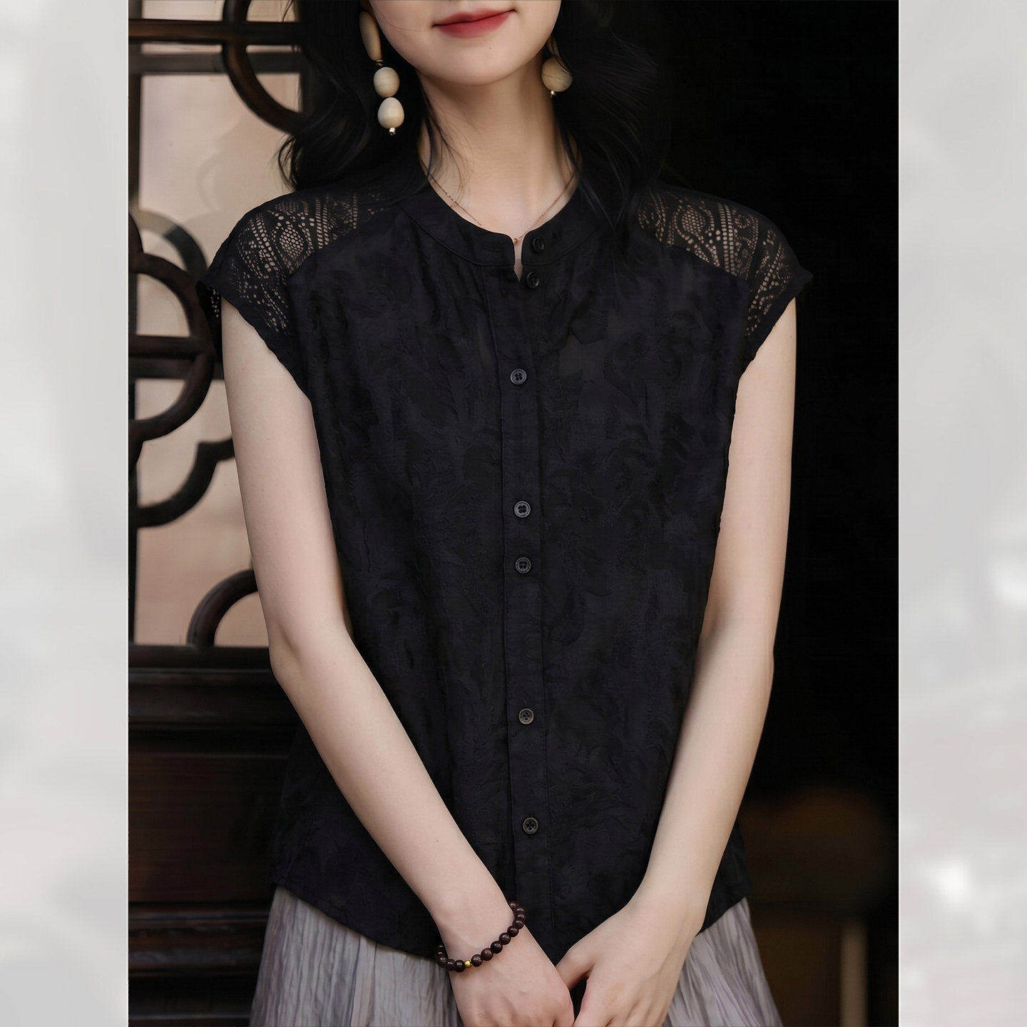 蕾丝拼接提花单排扣无袖女夏季宽松遮胯减龄温柔气质显瘦百搭上衣