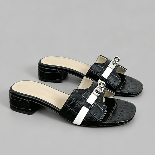 2026夏季新款H扣一字拖女外穿法式粗跟通勤凉拖鳄鱼纹真皮拖鞋女