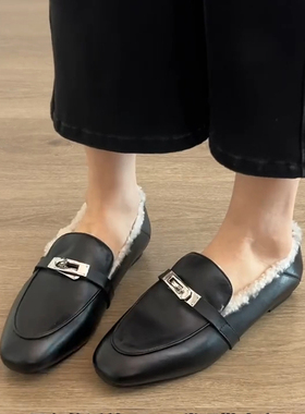 羊皮版~小众圆头加绒乐福鞋女单鞋毛毛平底金属扣豆豆鞋黑色皮鞋