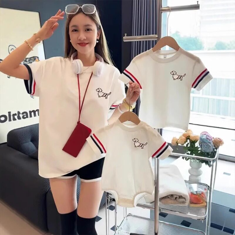 刺绣亲子装夏季一家三口婴儿爬服2025新款全家装小狗纯棉短袖t恤