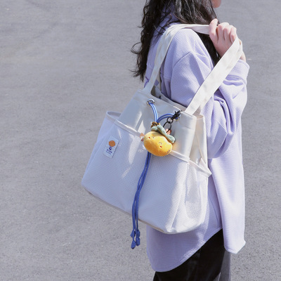 三色补丁网格新款单肩包