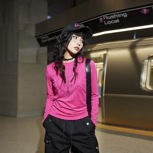 拓谷潮牌爱心烫钻长袖T恤女修身2026春夏新款辣妹美式圆领打底衫