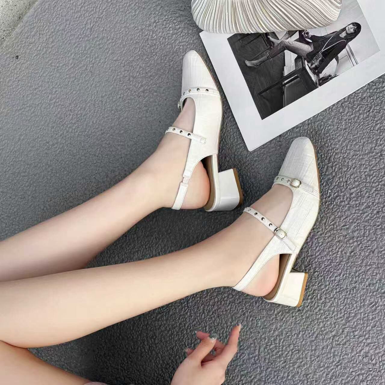 依佳依后空玛丽珍鞋配裙子凉鞋女