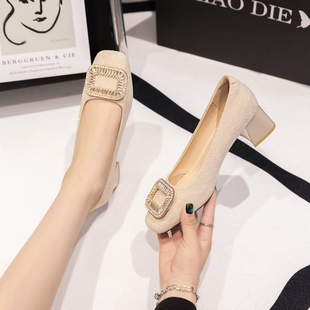 2025新款粗跟单鞋方头浅口高跟女鞋心朵中跟金色伴娘鞋婚鞋配裙子