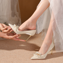 爱丽拉法式结婚鞋子女2024新款春季主婚纱绸缎新娘高跟鞋不累脚