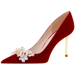 爱丽拉红色结婚鞋女2025春季新款中式配秀禾服的新娘高跟鞋不累脚