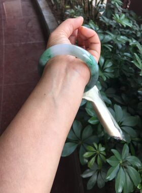 圈口61缅甸A货天然翡翠手镯保真正品冰飘花扁条玉镯子女款大口径
