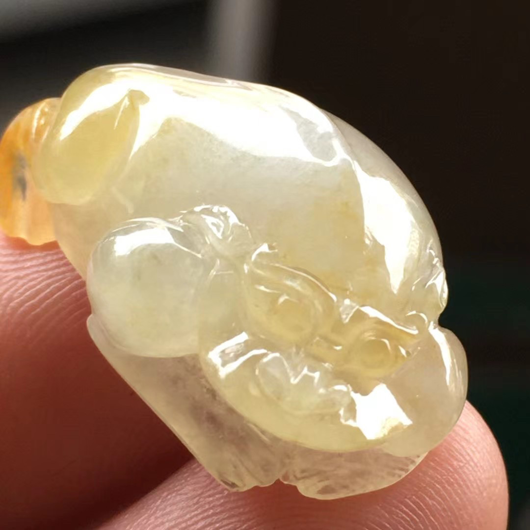 缅甸A货保真正品翡翠冰黄翡貔貅金蟾吊坠男女款挂锁骨汽车钥匙扣