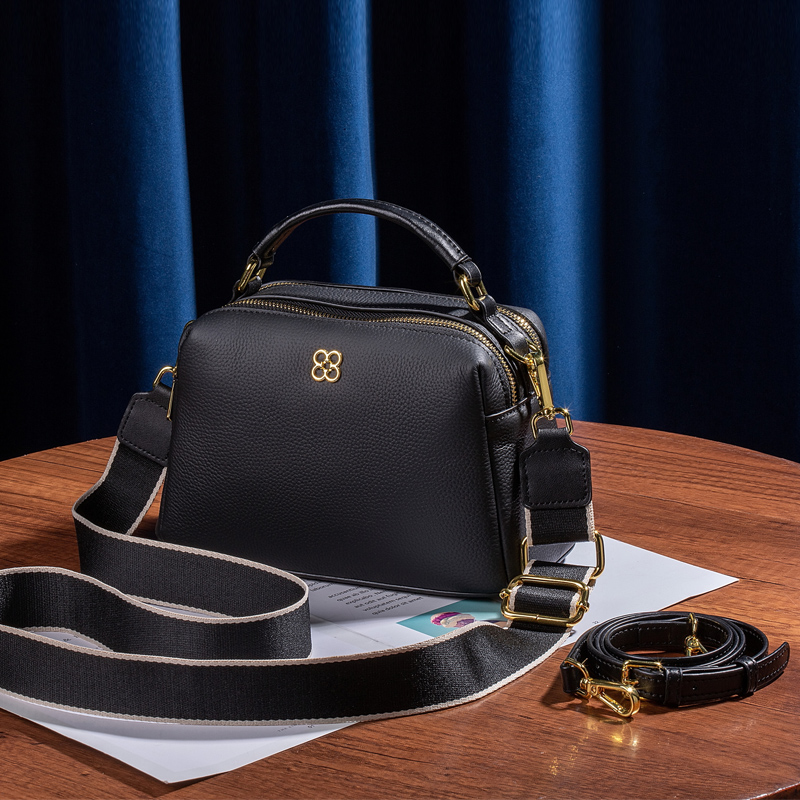 时尚真皮双拉链大容量斜挎手提包