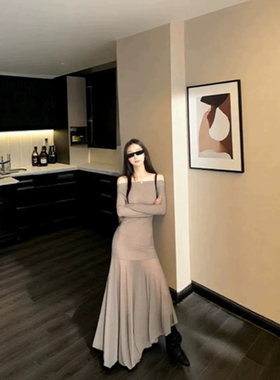 Skk Store  jennie同款 Lem*风弹力微透不规则修身长袖连衣裙女春