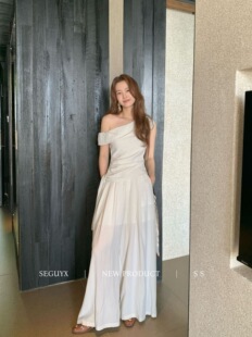 【SEGUYX 涩谷】复古斜肩套装女夏气质显瘦两件套时尚休闲