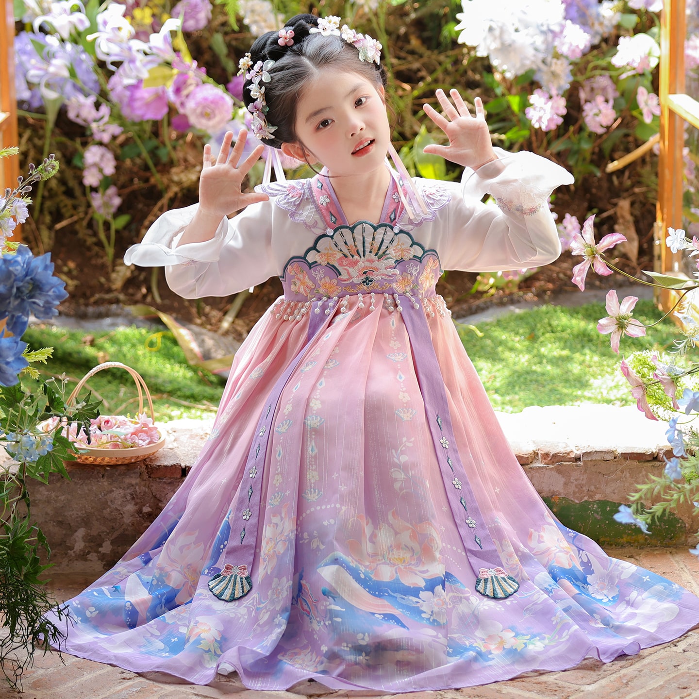 汉服女童中国风公主裙子秋装2026新款儿童古风超仙唐装连衣裙秋款