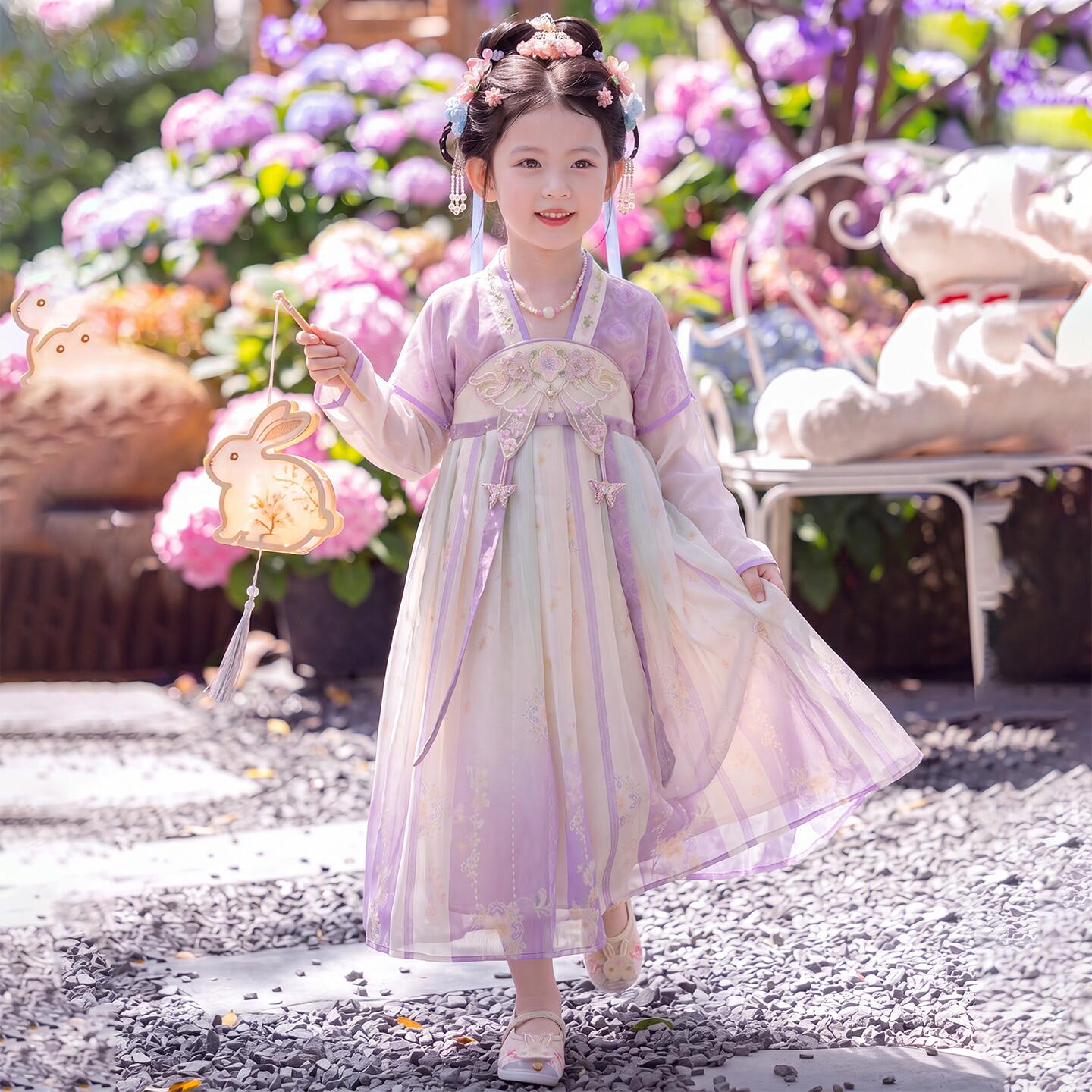 女童秋季2026新款连衣裙小女孩洋气唐装公主裙子儿童汉服古装秋款