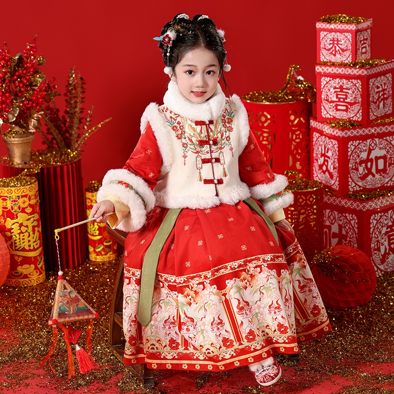 女童新年喜庆拜年服冬季2025新款过年战袍中国风衣服儿童汉服冬装