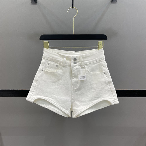 性感辣妹白色牛仔短裤女阔腿热裤