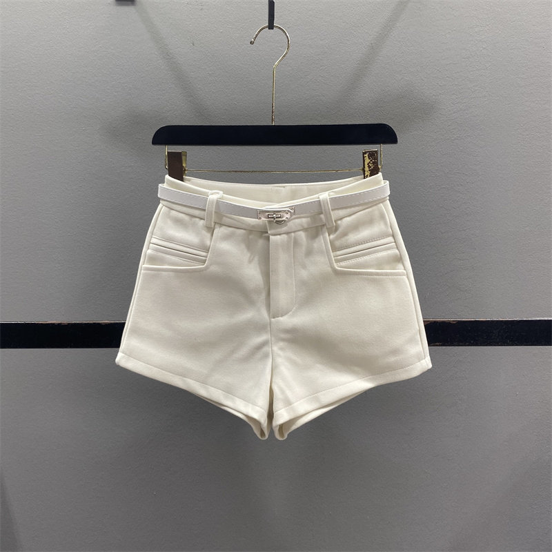 米白色毛呢短裤女2025秋冬小个子修身显瘦辣妹A字阔腿裤外穿靴裤,女装/女士精品,休闲裤,淘宝优惠券,粉丝福利购,淘宝优惠卷