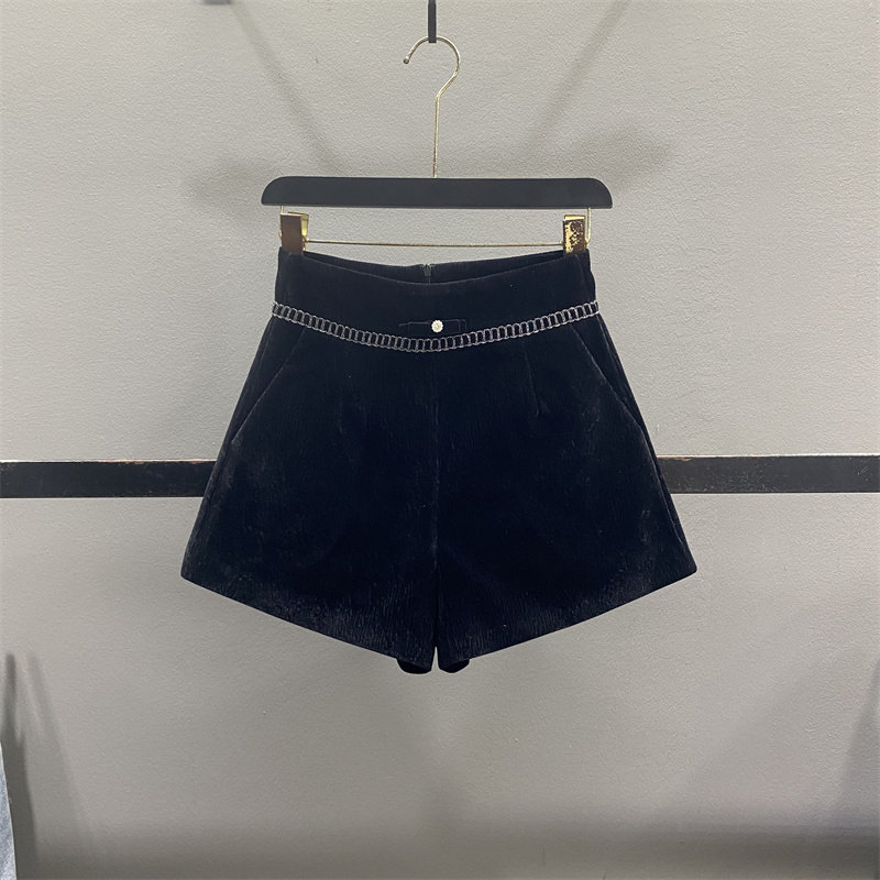 法式黑色丝绒短裤女2025秋冬新款高腰显瘦辣妹A字阔腿裤外穿靴裤,女装/女士精品,休闲裤,淘宝优惠券,粉丝福利购,淘宝优惠卷