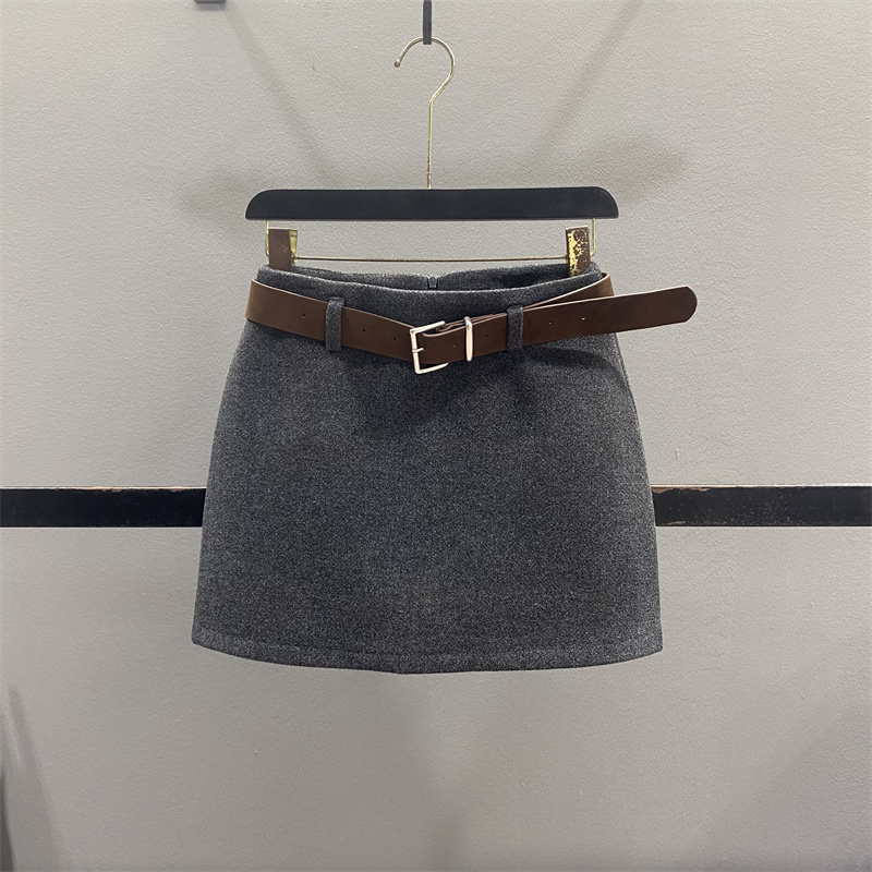 复古毛呢半身裙辣妹包臀a字短裙