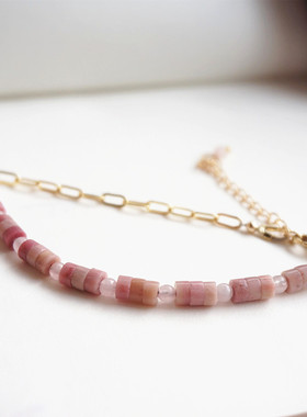 花月吟 天然红纹石粉水晶手链白领学生女款小众轻奢风