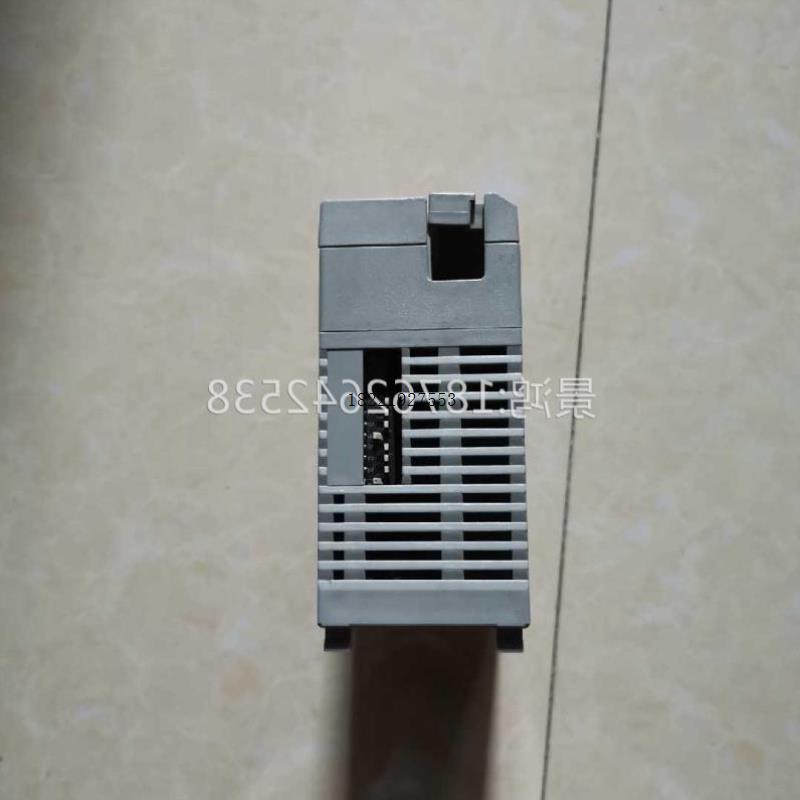 议价EH150PLC二块HIATCHIEH拆机日立-模PCU516-议价原装拍前