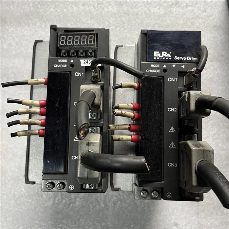 议价伺服驱动器SDP10-G102T2K3拆机成色如图