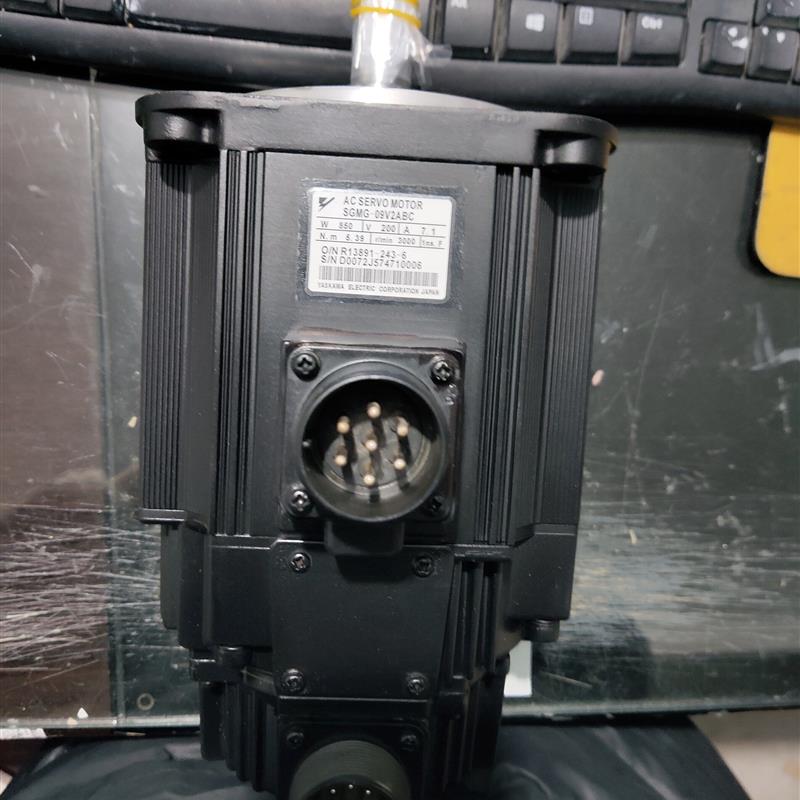 议价SGMG-09V2ABC安川伺服 原装 正品销售 质保一年