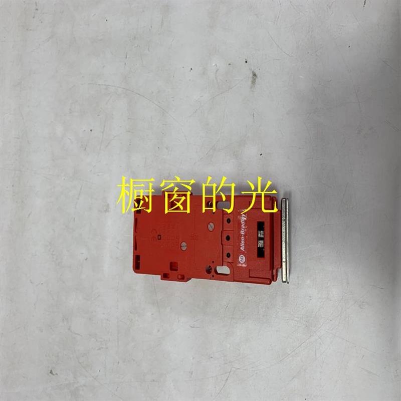 议价A-B 2090-CPBM7DF-10AA15 伺服驱动处理器CPU模块