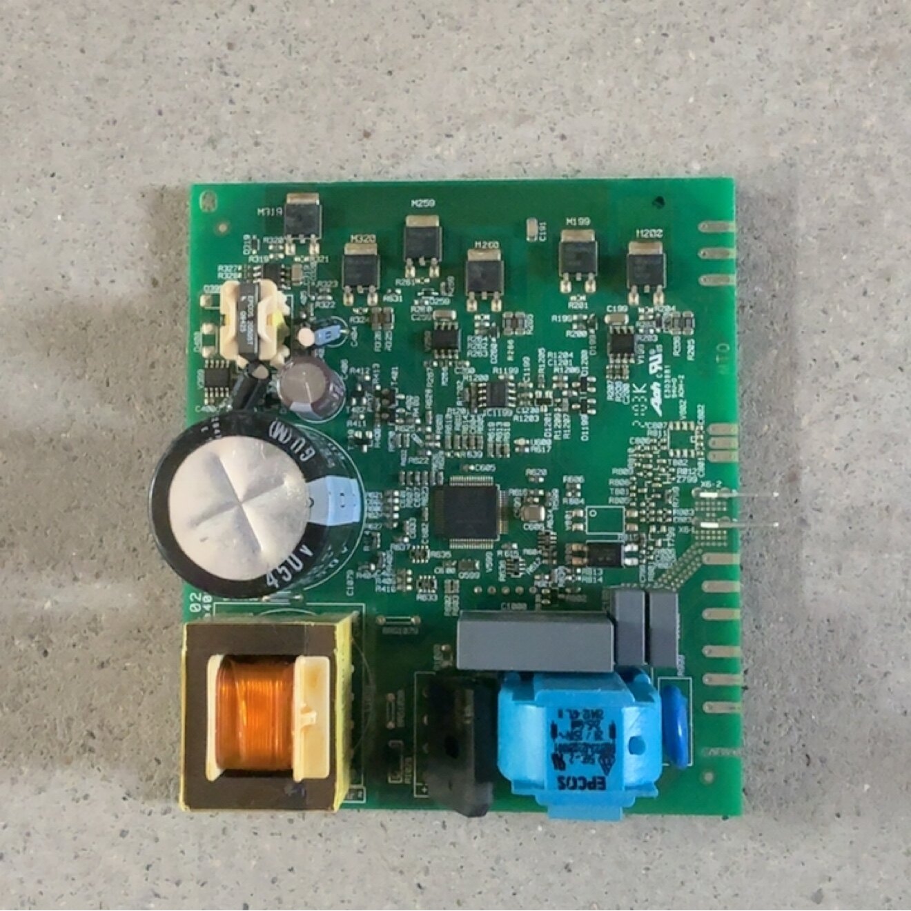适用松下西门子冰箱EEI100E13DCHA TKD100E MIBE1WN 压缩机变频板图片