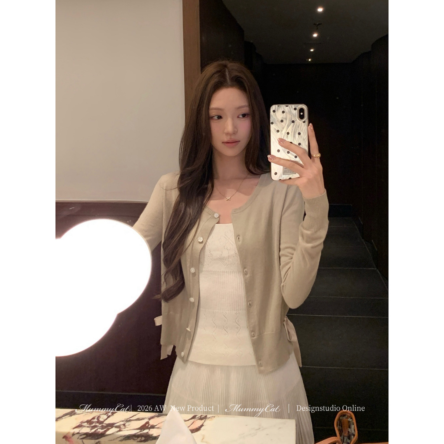 Mummy Cat下蛋喵 26新品方圆领镂空钩花针织百搭修身打底背心上衣