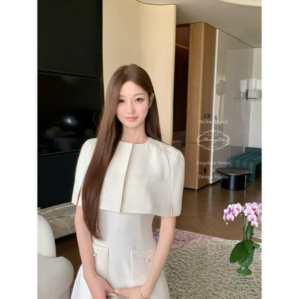 Mummy Cat下蛋喵 26新品立体剪裁优雅千金细闪收腰连衣裙斗篷套装