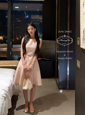 Mummy Cat 下蛋喵【暧昧期2.0】约会女神高级感气质背心连衣裙