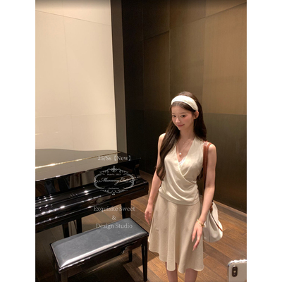 日常通勤交叉V领针织背心