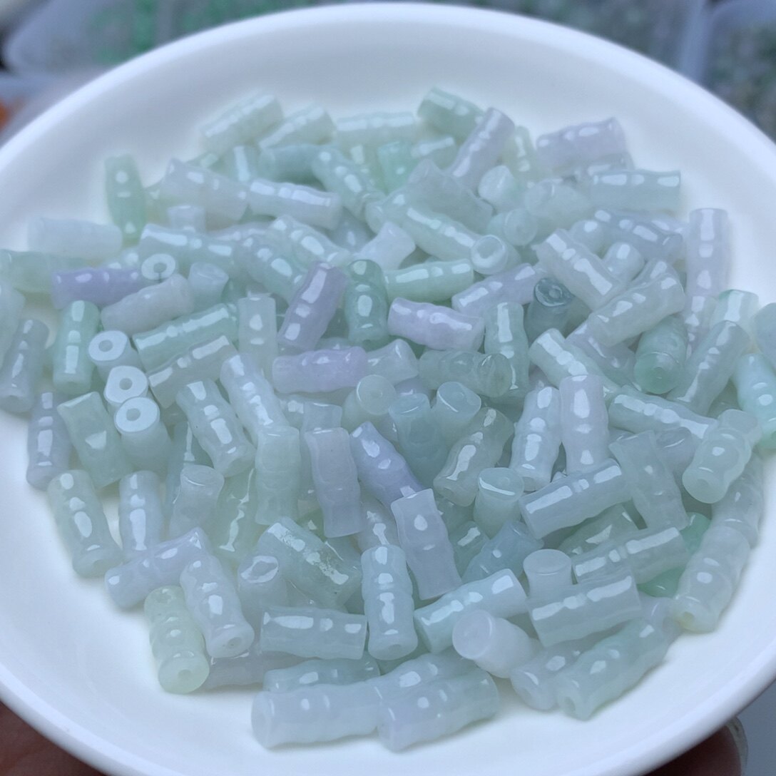 翡翠A货卡4.5mm*8mm竹节珠50颗