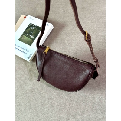 新款真皮女包头层牛皮月牙包女士单肩斜挎法式简约时尚小包