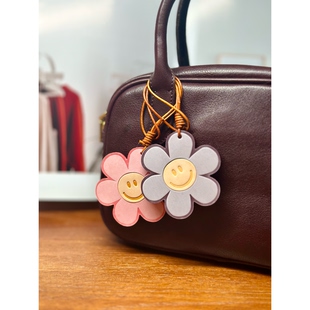笑脸花挂件雾蜡牛皮花朵挂件太阳花挂件真皮包挂饰皮质伴手礼物
