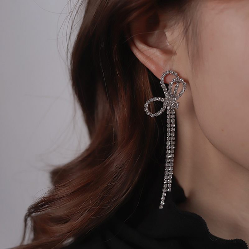 长款仙气蝴蝶流苏耳环森系超仙欧美无耳洞蚊香盘耳夹无痛女高级感