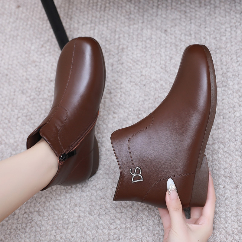 春秋单靴女平底短靴真皮女靴女鞋加绒保暖妈妈鞋百搭靴子大码4143,女鞋,马丁靴,淘宝优惠券,粉丝福利购,淘宝优惠卷