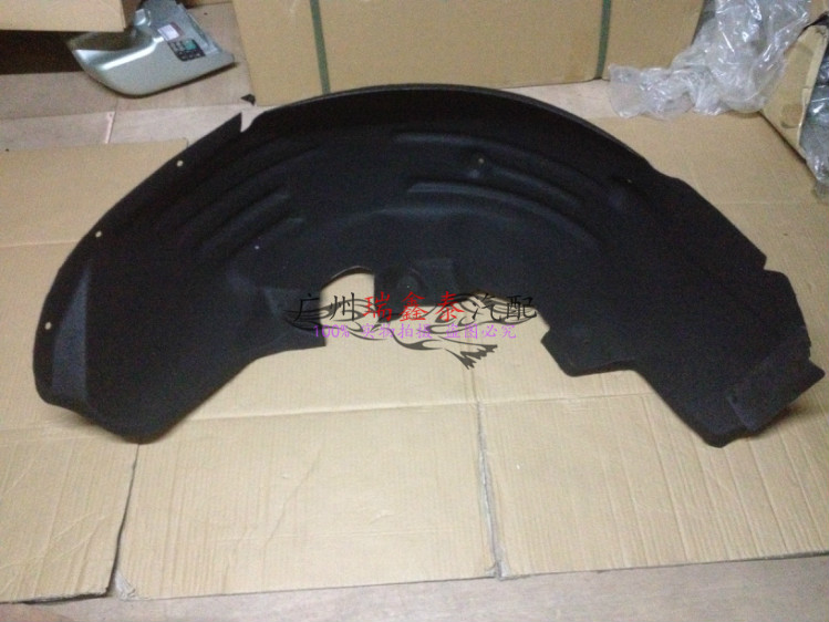 适用奔驰 W212 E200E260E280E300L后叶子板内衬后轮挡泥板隔音棉