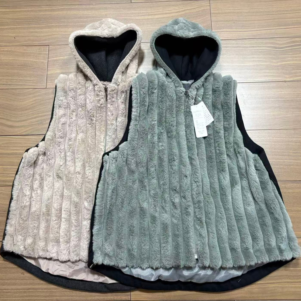 毛呢绒毛拼接连帽加厚背心坎肩女2025冬季新款马甲保暖拉链开衫,女装/女士精品,马夹,淘宝优惠券,粉丝福利购,淘宝优惠卷