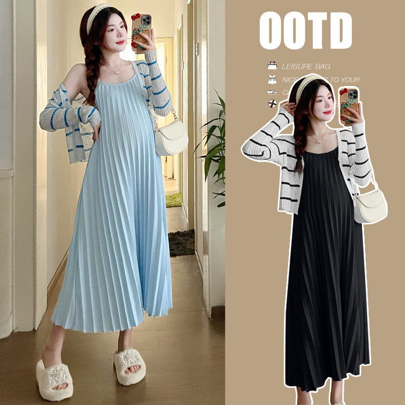 외출 시 핫한 엄마들을 위한 봄 가을 신작 임부복 활용도가 높고 패셔너블한 서스펜더 원피스 스트라이프 가디건 투피스 수트